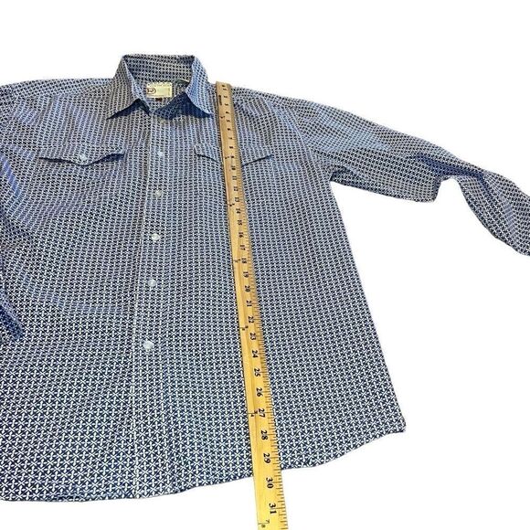 Roper Blue and White Western Button Down Shirt. Size Large. Great Condition!! - Picture 11 of 11
